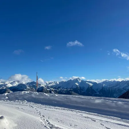 In Zillertal Near Hochzillertal Area Appartement *