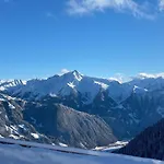 Daire In Zillertal Near Hochzillertal Area *